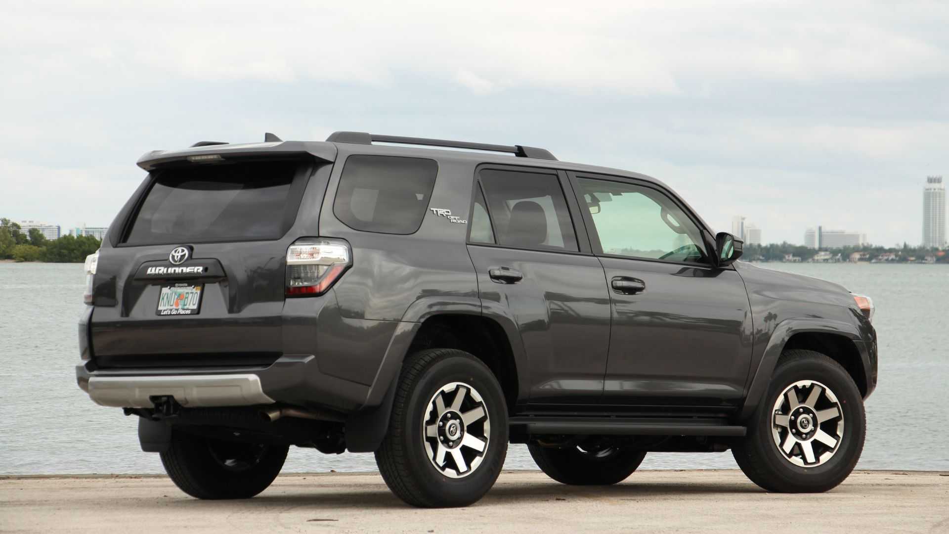 Toyota 4 Runner - Image 2